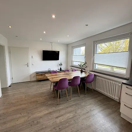 Business-apartment Mit 3 Schlafzimmern Und Parkplatz - 5 Im 1 Og