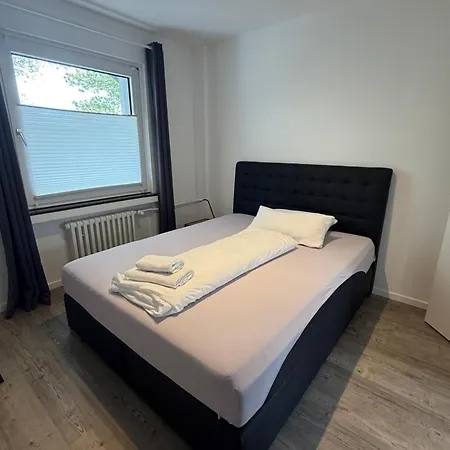 Daire Business-apartment Mit 3 Schlafzimmern Und Parkplatz - 5 Im 1 Og